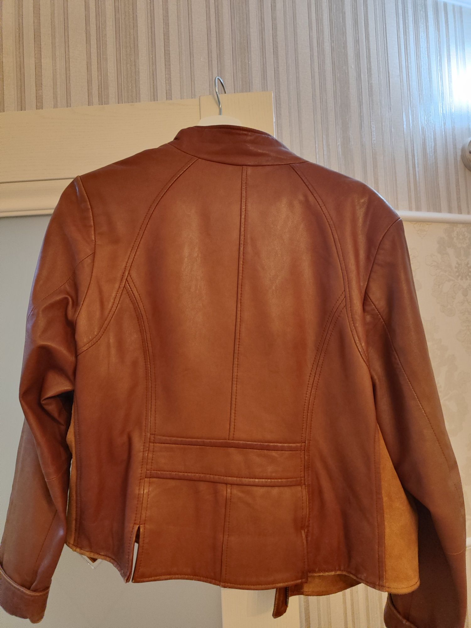 Кожаная куртка коричневая -рыжая