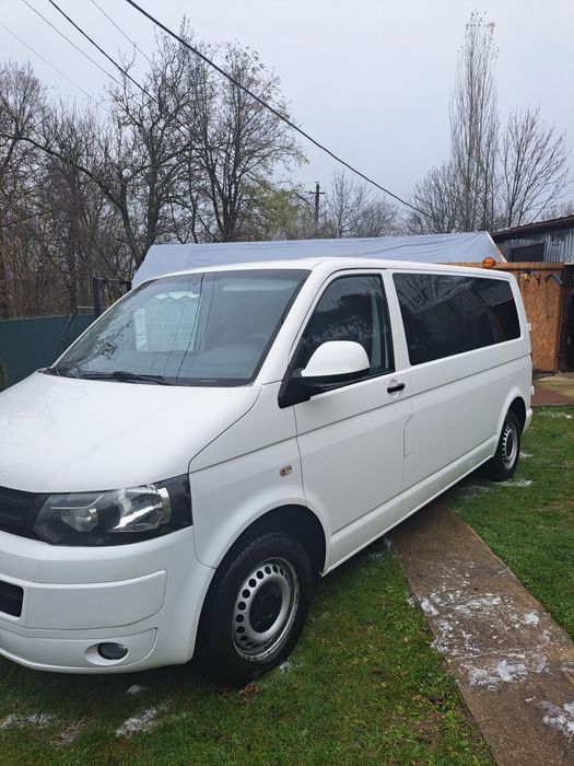 Vând wolvagen T5 8+1