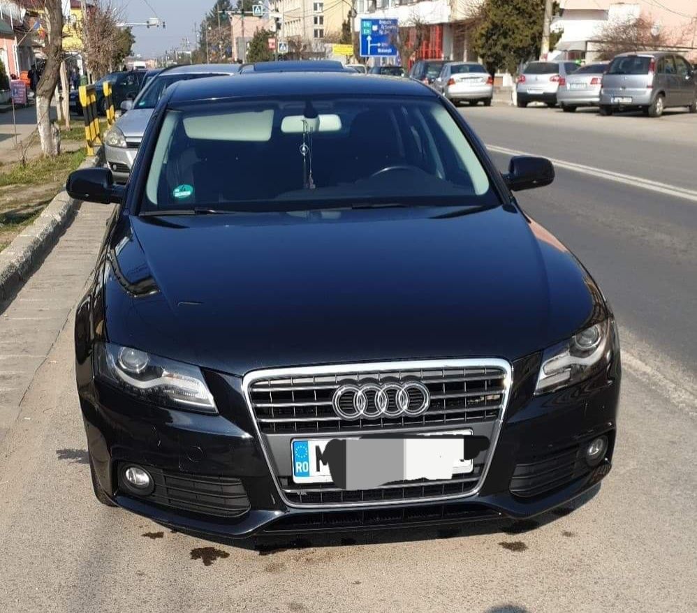 Vand masina Audi A4 B8