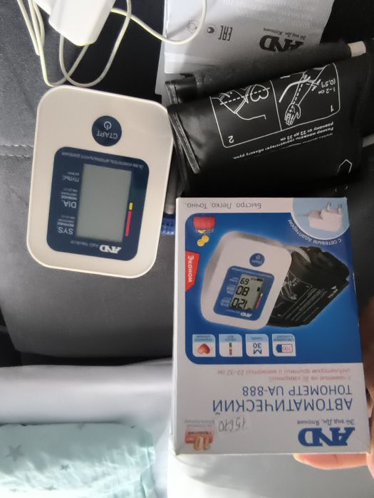 Продается Тонометр автомат новый 10000