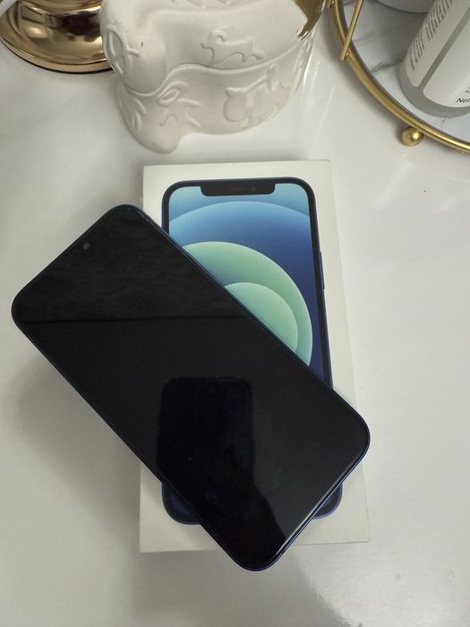 Продам Iphone 12/128гб