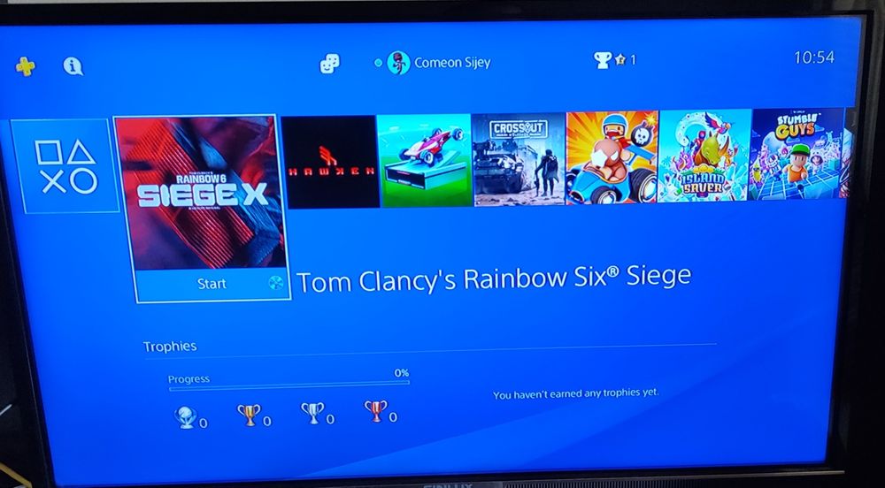 Playstation 4 Slim + Игри