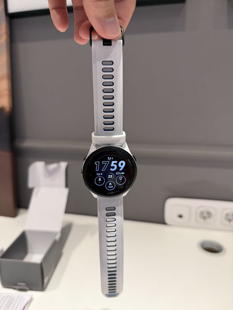 Garmin Forerunner 265
