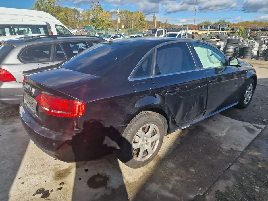 Dezmembram Audi A4 B8, an 2010, 2.0 TDI cod CAG, cutie automata