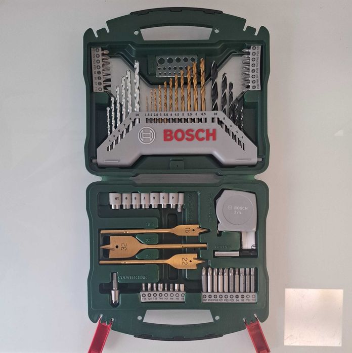 Комплект свредла и битове Bosch X-Line Titanium /70 части/