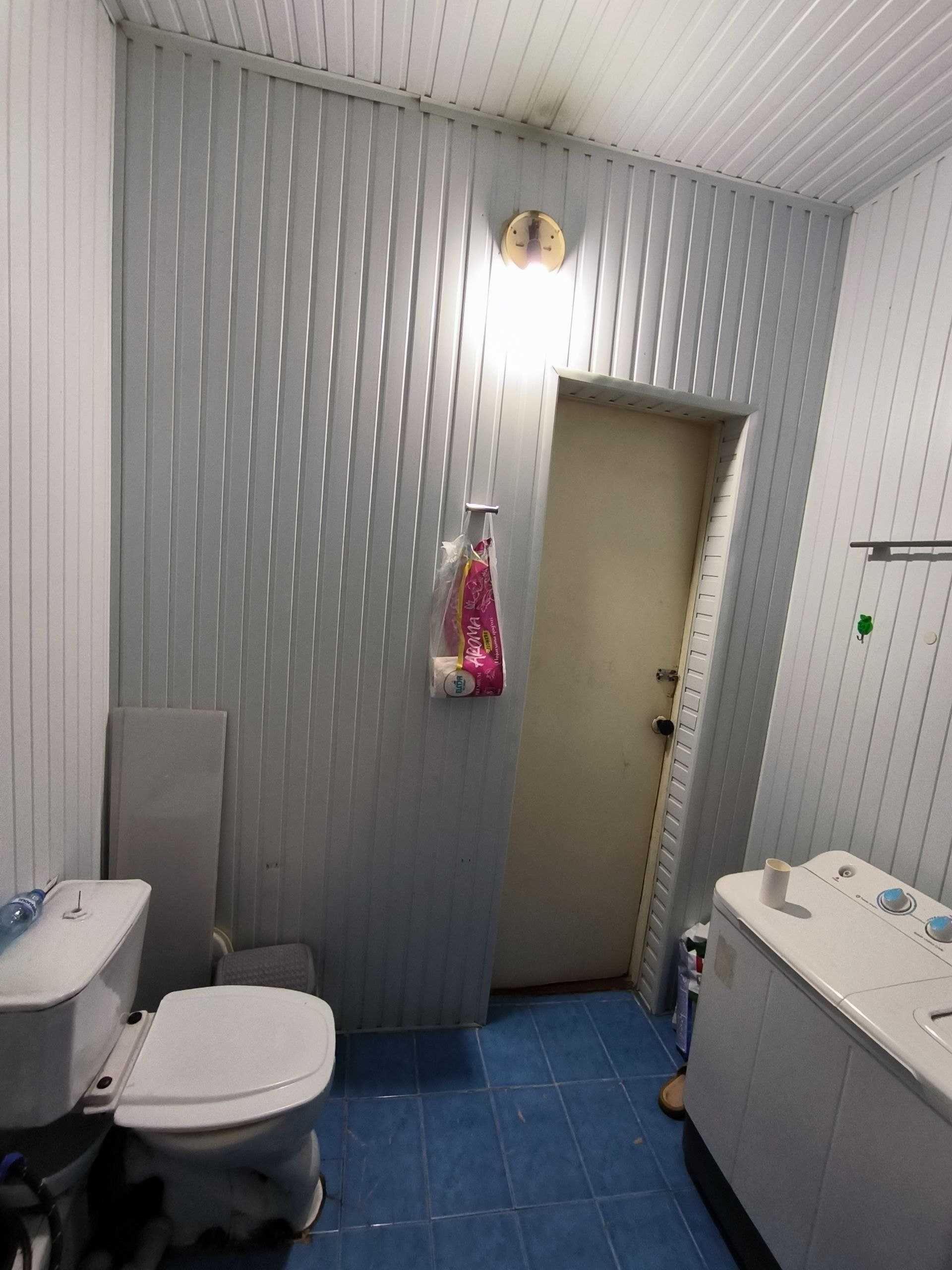 Продам квартиру 1\3\4-50кв в Мирзо - Улугбеке.