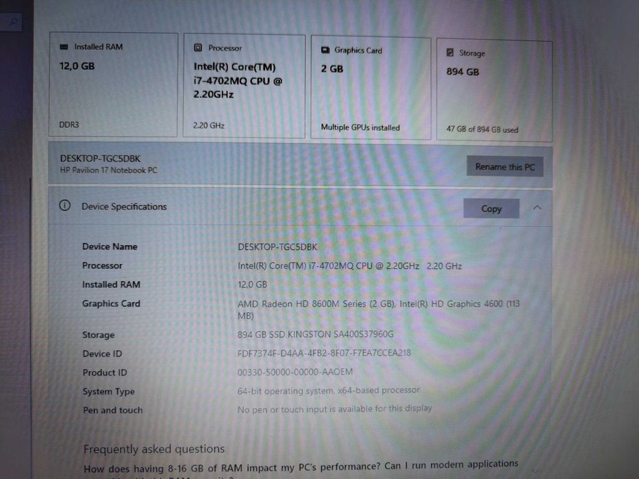 Laptop HP Pavilion 17-e150sq cu geantă HP, HDD extern, maus Xtech