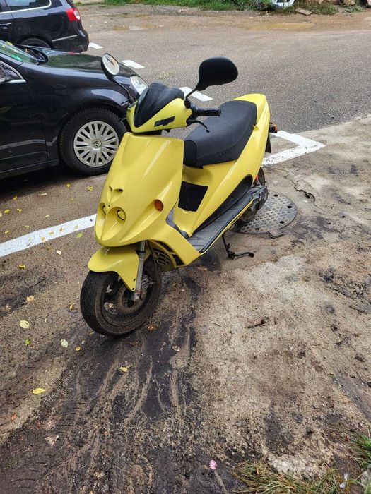 Vand scuter MALAGUTI in stare perfecta de functionare cu acte