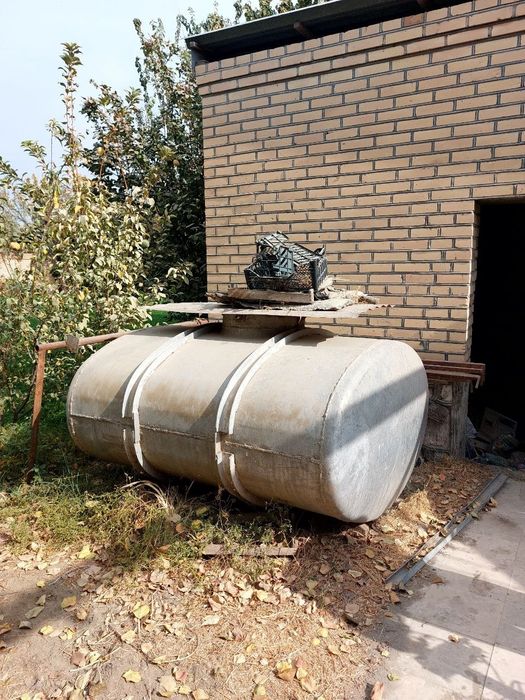 Цистерна нержавеющей 1 м3 (метр куб)