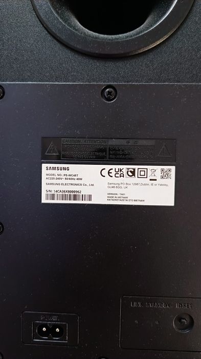 Soundbar Samsung HW-C450, 2.1, 300W, Bluetooth, Subwoofer Wireless!