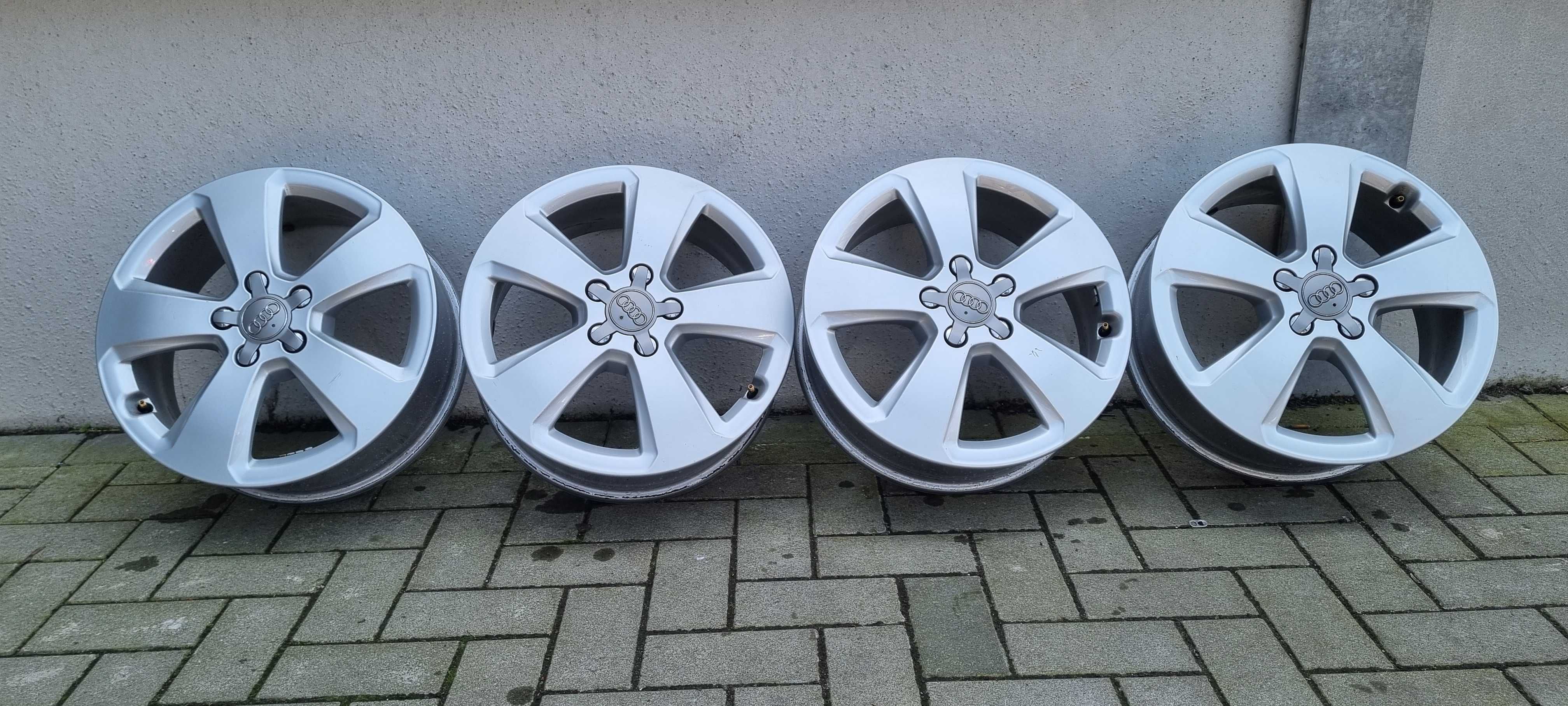 Оригинални лети джанти от Audi A3 5х112, 6J x 17H2 ET48 57.1