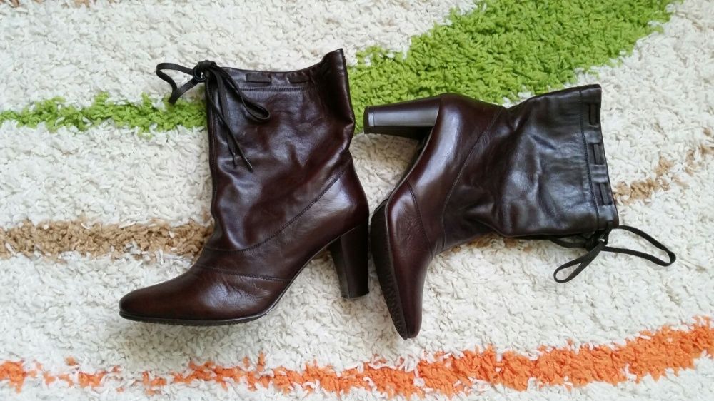 Botine din piele nr.35