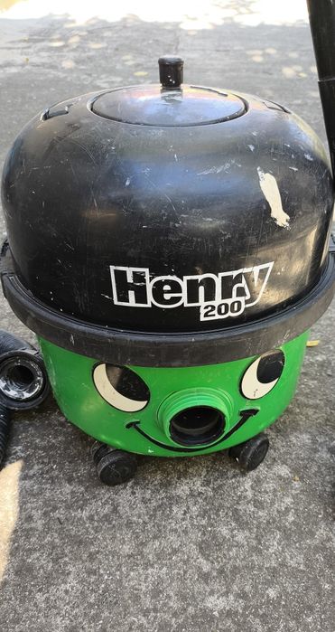 Прахосмукачка Хенри Нуматик Henry Numatic