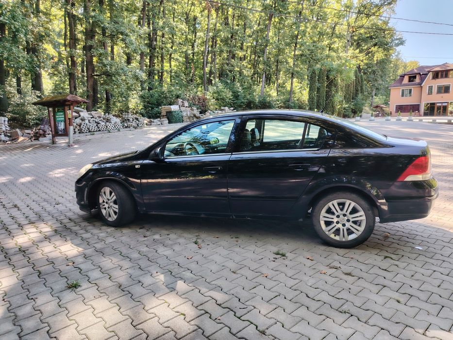 Opel Astra H Sedan 2008