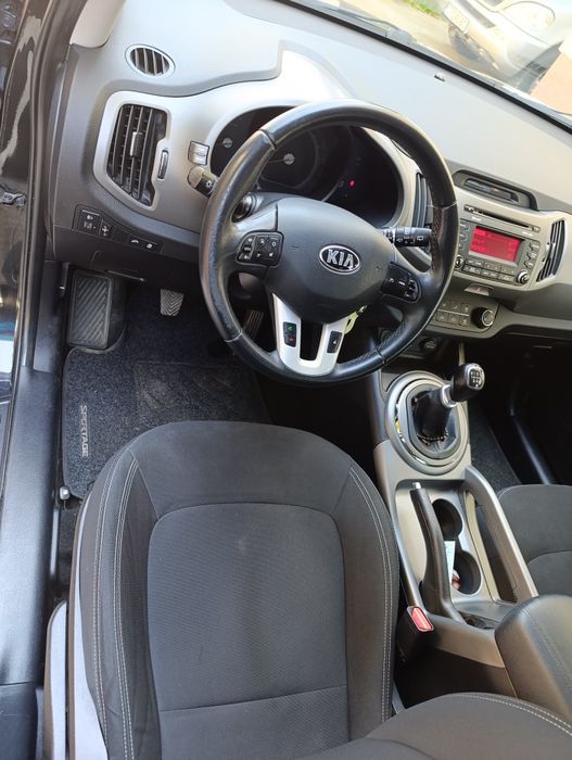 Продавам KIA Sportage