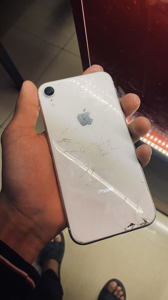 Iphone XR/64Gb.