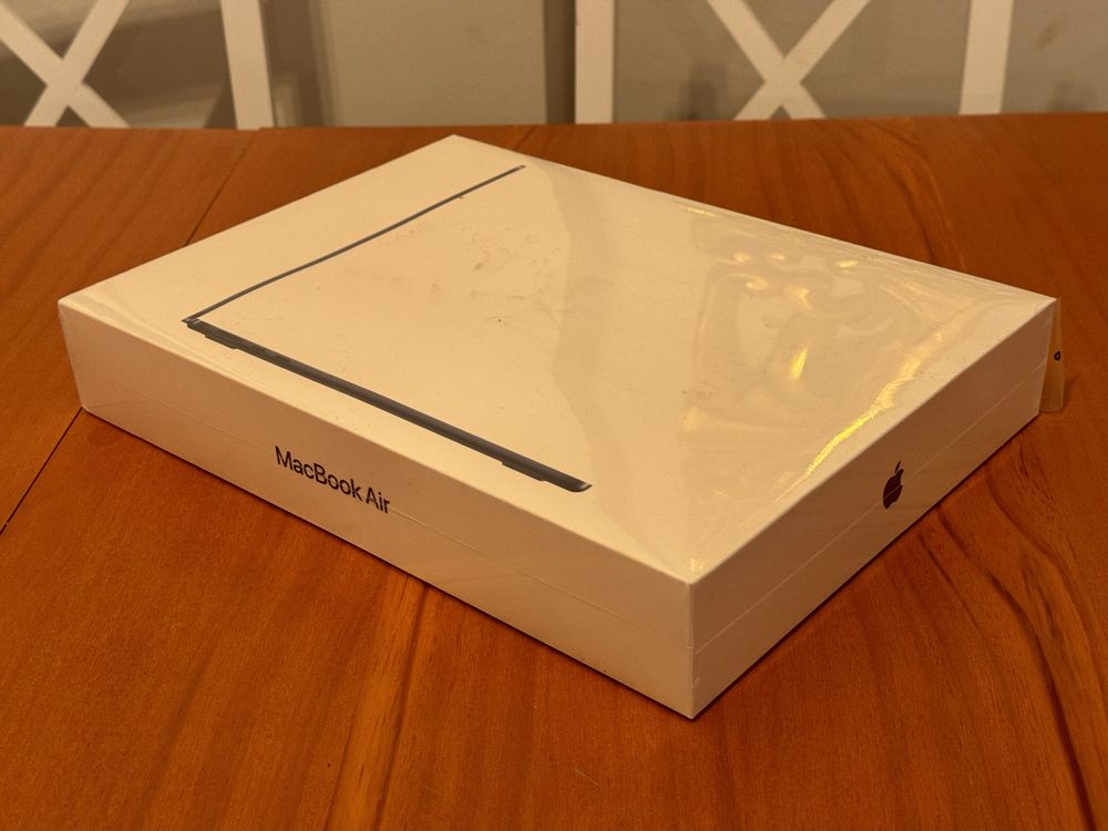 НОВ! Apple MacBook Air 2023 - 13.6” - M2 - 16GB ram - 1TB SSD