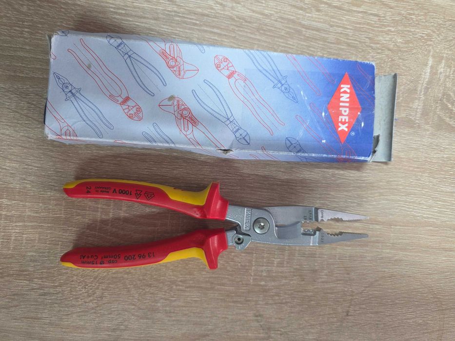 Cleste multifunctional Knipex VDE 200mm pentru instalatii electrice