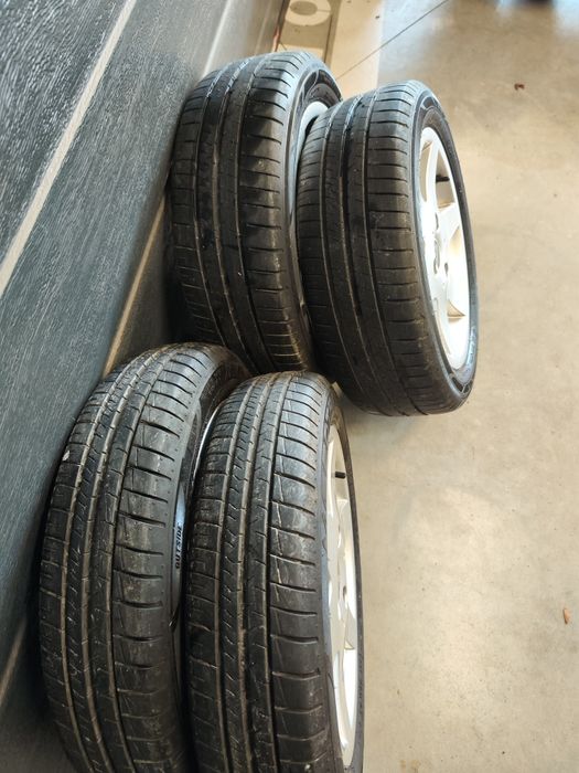 Vând toți Smart Fortwo: jante aliaj echipate cu anvelope de vara