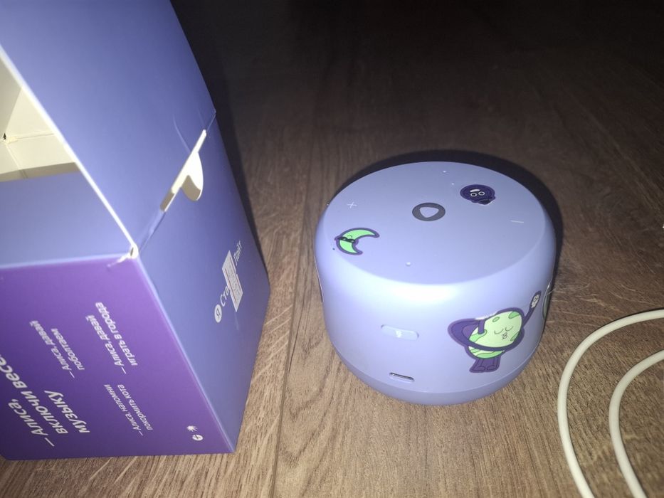 Продам Яндекс Алису