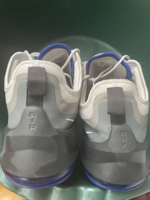 Vand adidasi Nike marimea 46