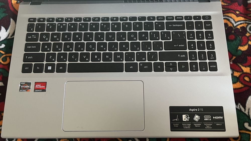 Ноутбук acer aspire3