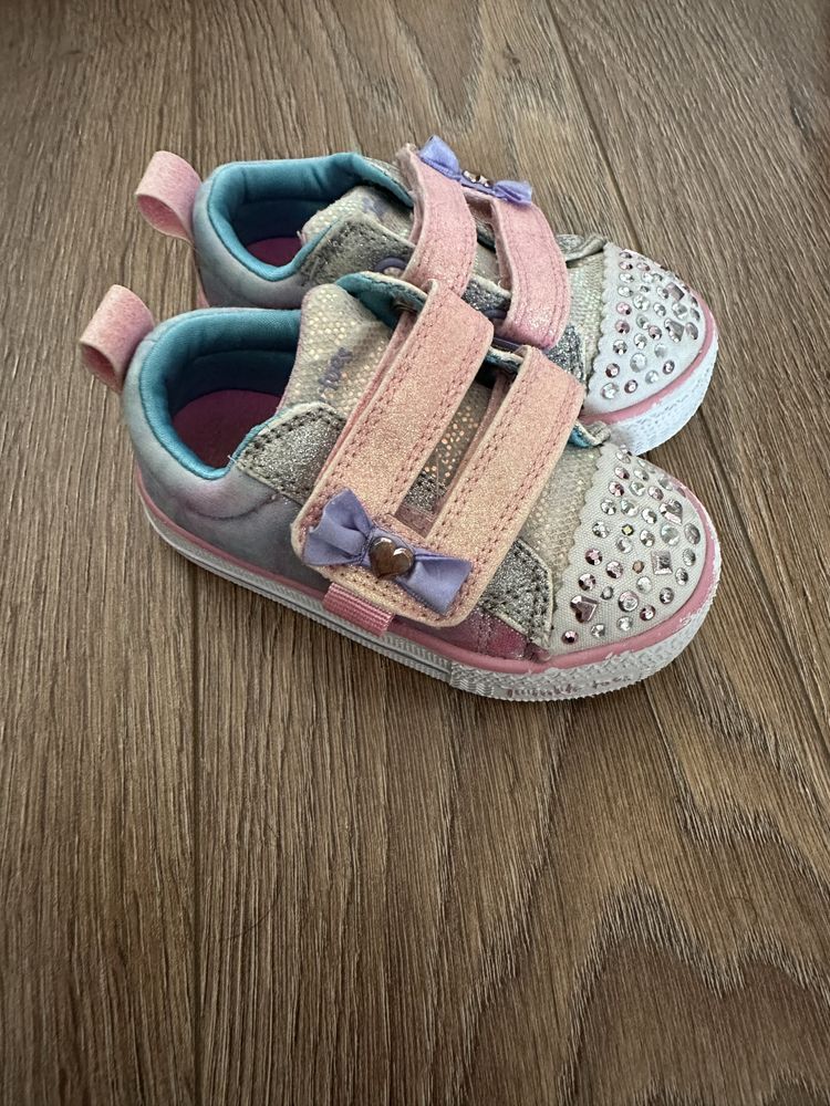 Skechers ghete adidasi lumini 22