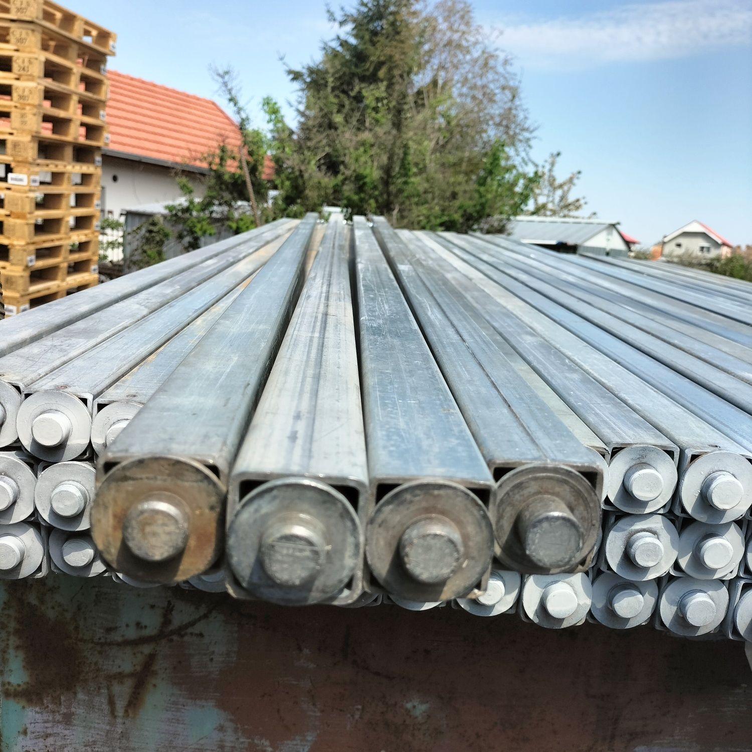 Bară orizontala  pt blocat marfă pt remorci frig sau dube