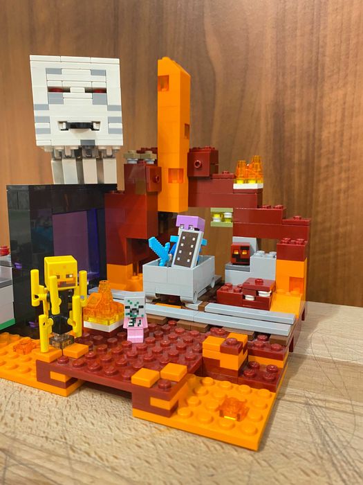 Lego Minecraft 21143- The Nether Portal