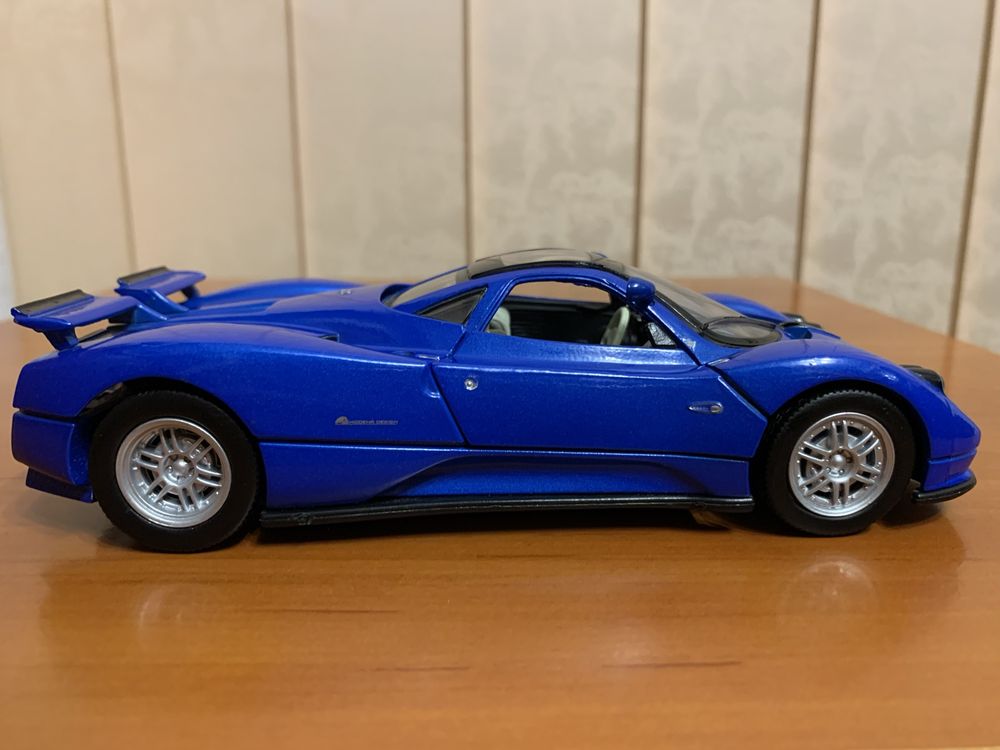 Macheta Pagani Zonda S, 1/24, MotorMax