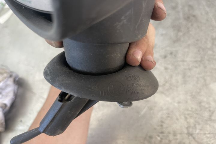 Oglinda dreapta manuala E20103017 / E2 0103017 Dacia Logan prima gene