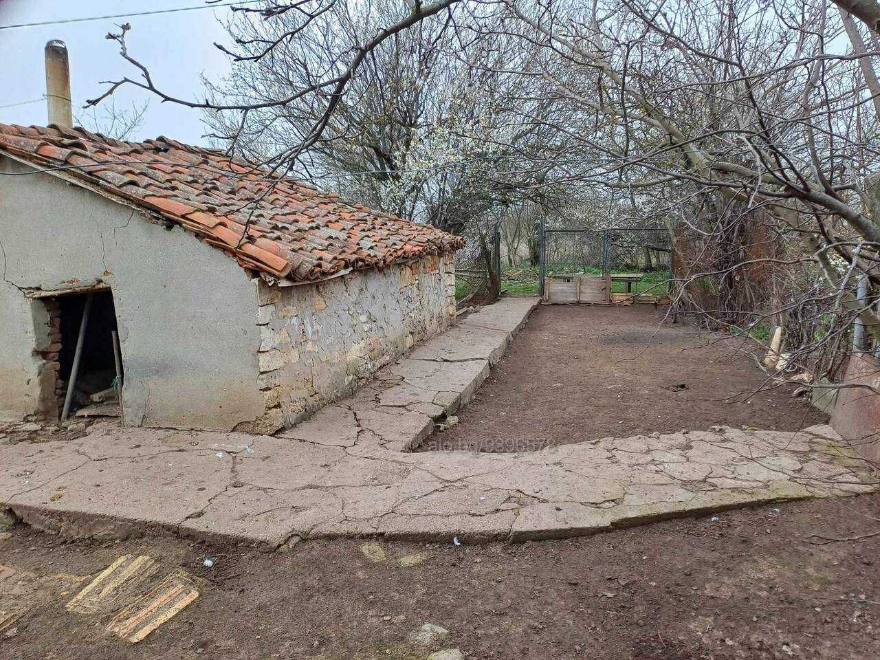 Къща за ремонт в Видно