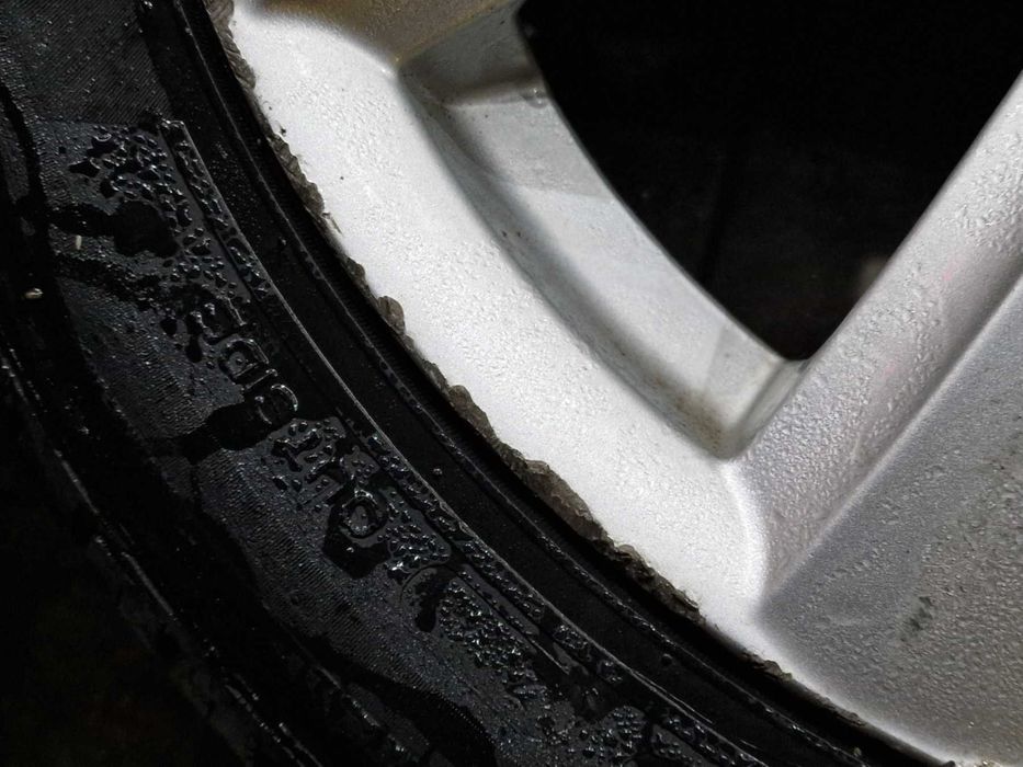 2 БР. Гуми MILESTONE с джанти ФИАТ 4X100 / 235/45/ ZR17 / 0915