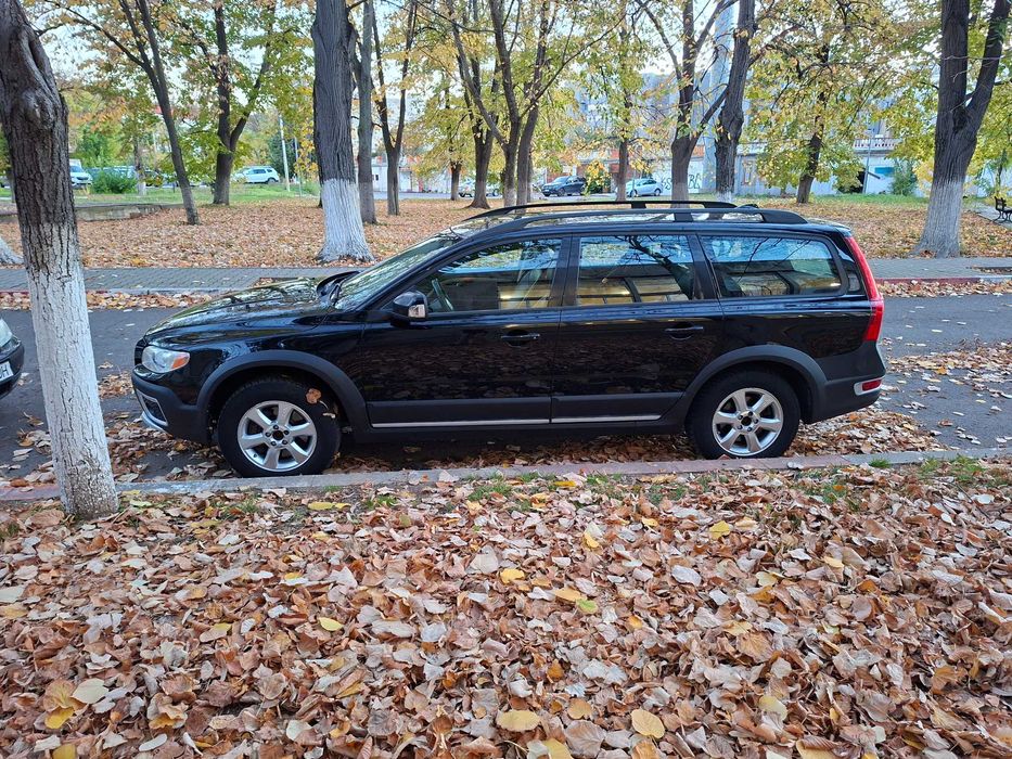 Volvo XC70 3.2L - 5.500 EUR. Fără depreciere Ex-Ambasadă. GPL.