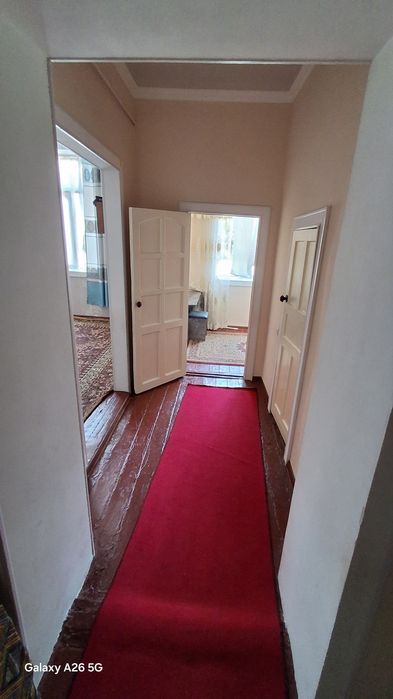 Uy sotiladi 1 etaj reshotkaliy