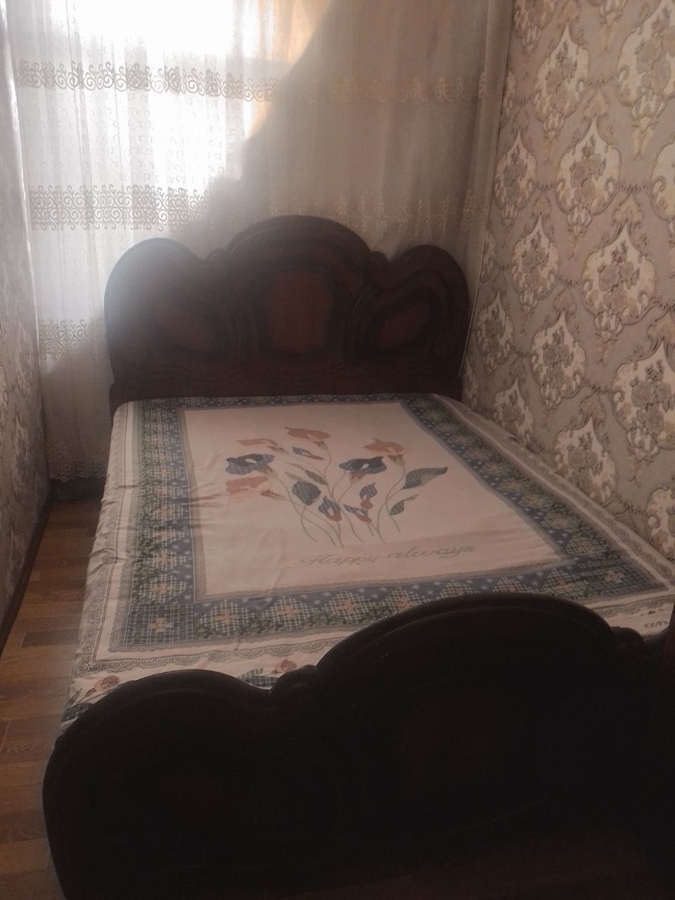 Срочнй сотилади 3 хона