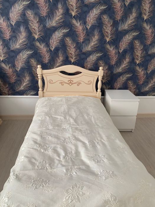 Срочно кровати с матрацом