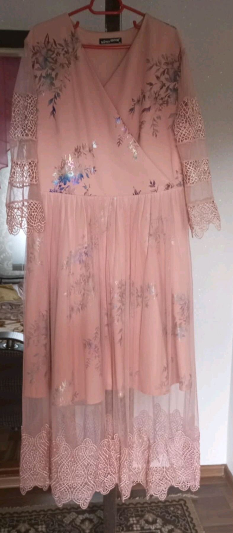 Rochie de seară, purtata o singura data. Mărimea 48-50