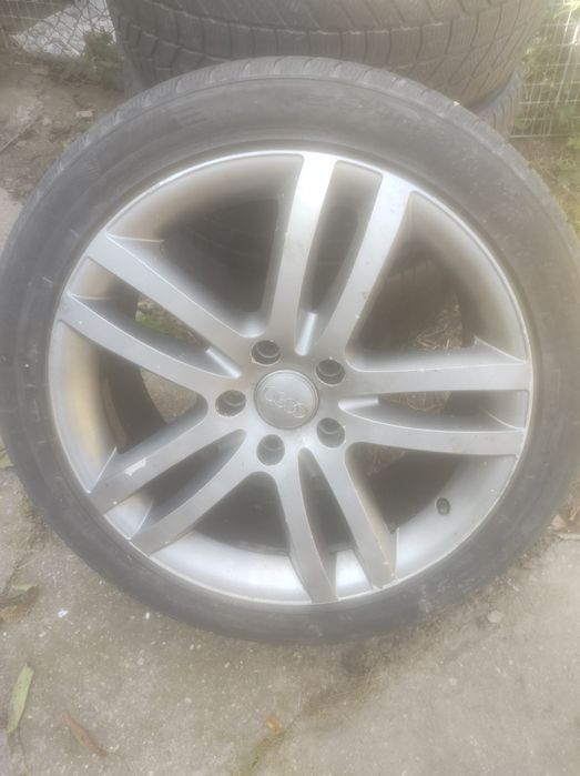 Vând jenti de audi R20