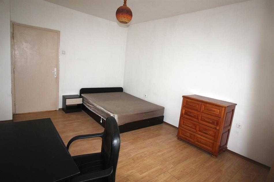 Продава се Двустаен апартамент в Габрово, Център - 54 кв.м за 686 €/кв.м - Снимка #3