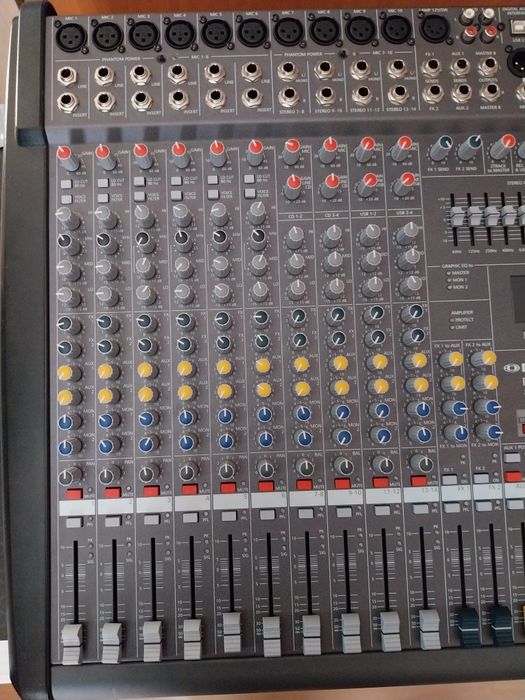 2 mixere Dynacord Pm 1003,impecabile  fbt, rcf