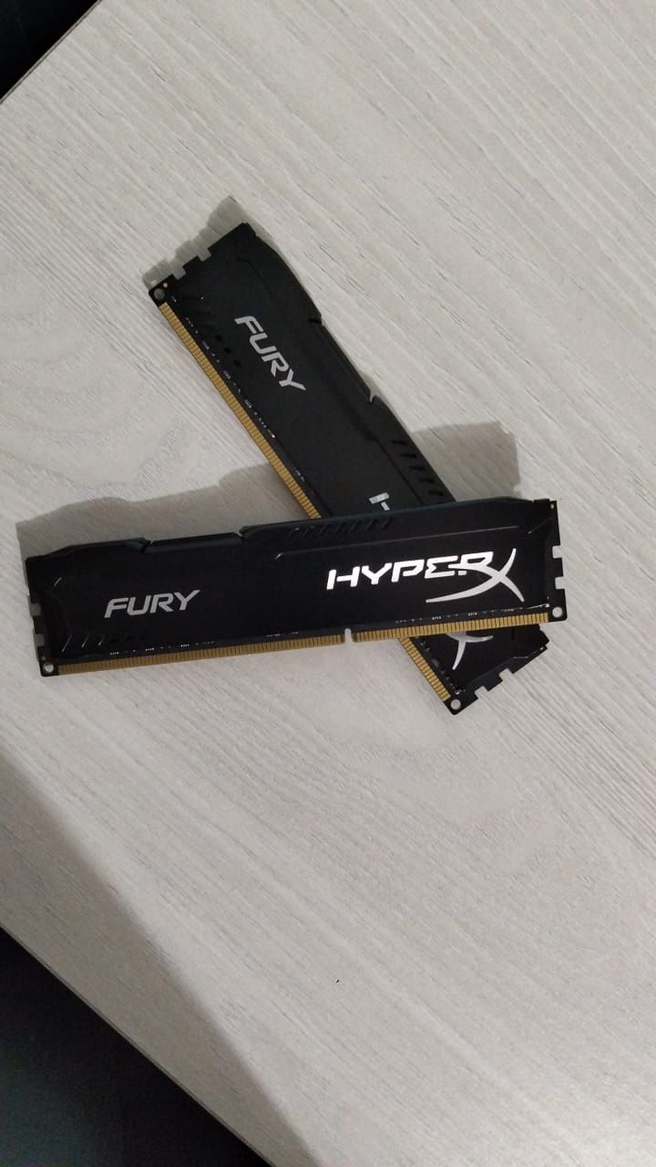 Оперативная память HyperX Fury DDR3 1866 MHz