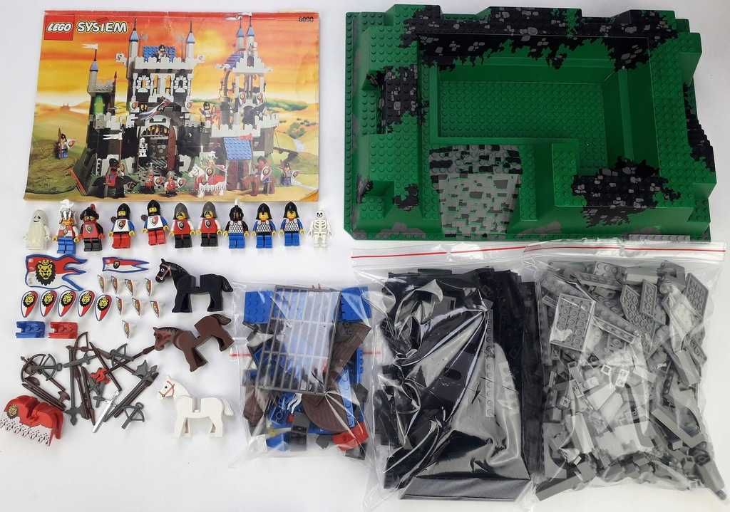 продаётся Лего/Lego Royal Knight  (Замок Рыцарей Короля) 6090
