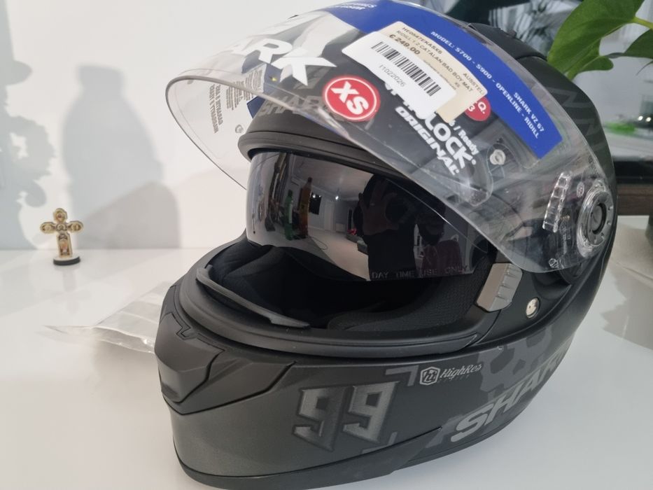 Vand casca Shark NOUA