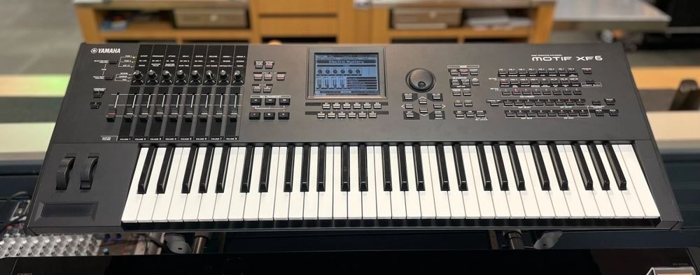 Yamaha Motif XF6