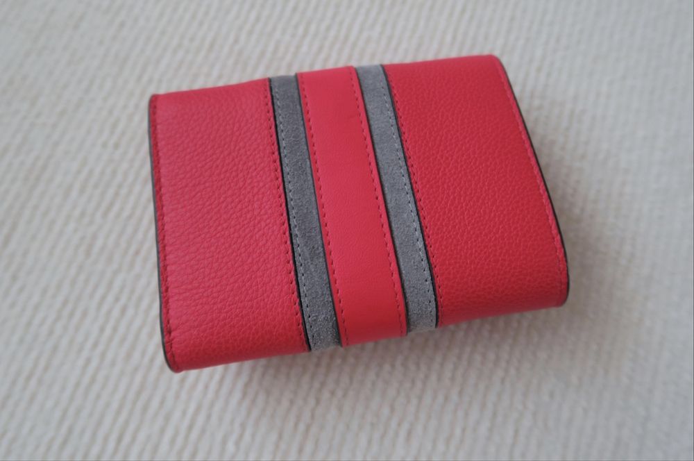 Кожаный кошелек от FURLA