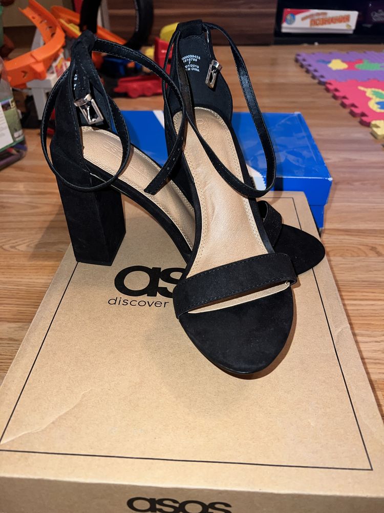 Asos сандали