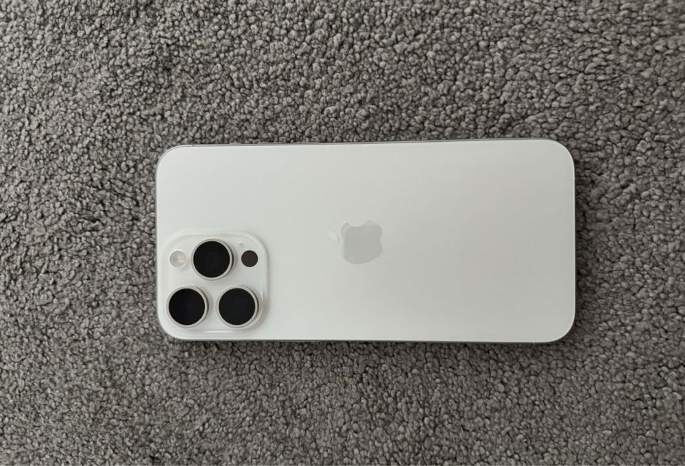 IPhone 15 Pro 256 Gb - White Titanium ПЕРФЕКТЕН