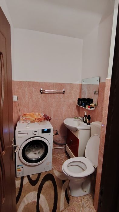 Apartament 3 camere de vânzare