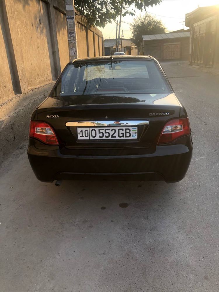 Nexia 2 2009 srochna sotiladi